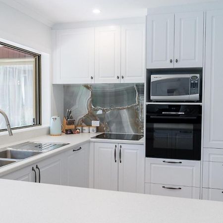 Dewdrop Cottage Хейстингс Екстериор снимка